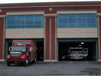 1701 (renumbered 501) and 2001 - Drummondville, Quebec - Unit� de service 1998 International 4900 Utility Truck and Autopompe 2002 Pierce Saber Pumper