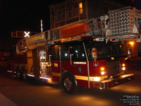 701 - Drummondville, Quebec - �chelle 2007 E-One (95 ft) Ladder